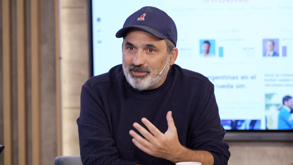 Hernán Iglesias Illa: «Milei rompió todos los libritos, el de Macri y de todos»